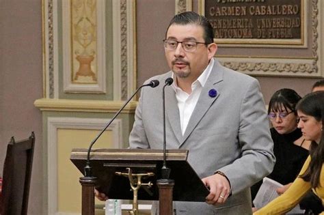 Alcántara Abandona Bancada Del Pan En El Congreso No Renuncia A Militancia E