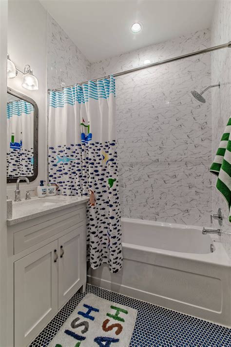 12 Tips for The Best Kids Bathroom Decor