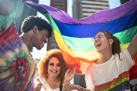 Dia Internacional Do Orgulho Lgbt A Conversa é Sobre Saúde Mental