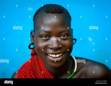 Smiling Bodi Woman Portrait Hana Mursi Village Omo Valley Ethiopia