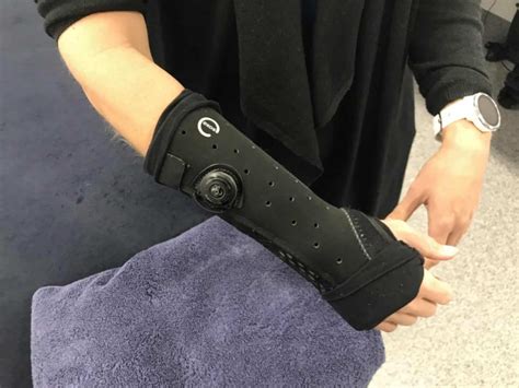 Waterproof Exos Splints Central Coast Physiotherapy