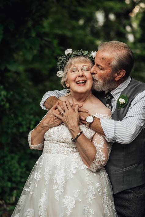 Fotógrafa sorprende a sus abuelos con una hermosa sesión para celebrar