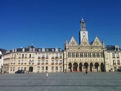 Photo Saint Quentin Place De L Hotel De Ville Jean Pascal