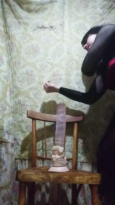 Lady Alice Zusammenstellung 03 großer Dildo und Halsfick und Glamour Fetisch Session Dessous