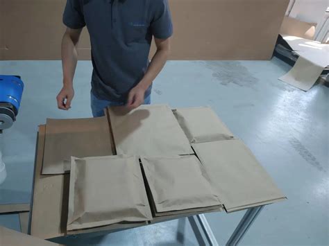 Packaging Kraft Protective Wrapping Roll Filling Buffer Paper Making