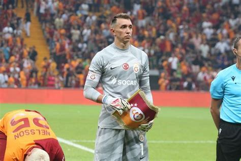 MAÇ SONUCU Galatasaray evinde sürprize izin vermedi Aslan Zalgiris