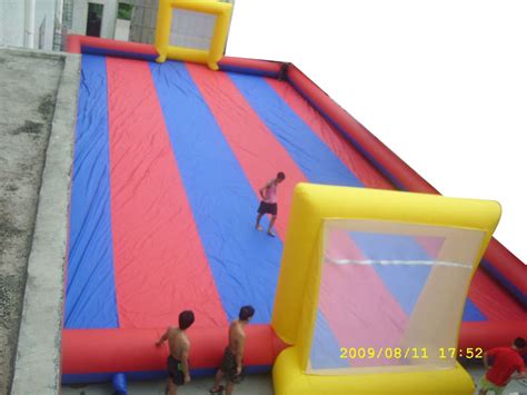 2023 New Outdoor Inflatable Football Court With Cover For Sale China