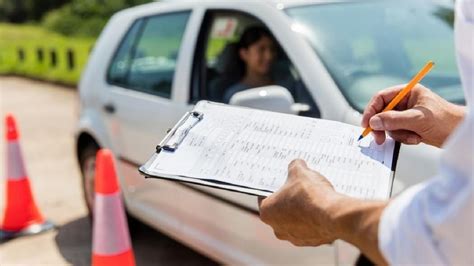 Consejos para aprobar el examen teórico de conducir a la primera