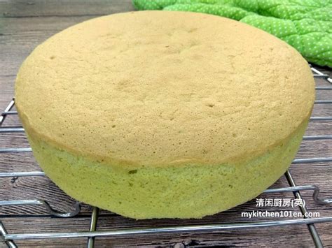 Pandan Sponge Cake Recipe With Natural Pandan Fragrance