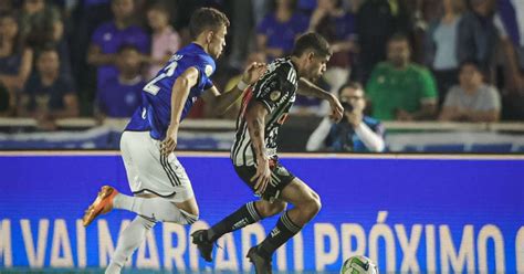 Atlético MG e Cruzeiro se enfrentam no primeiro clássico mineiro da