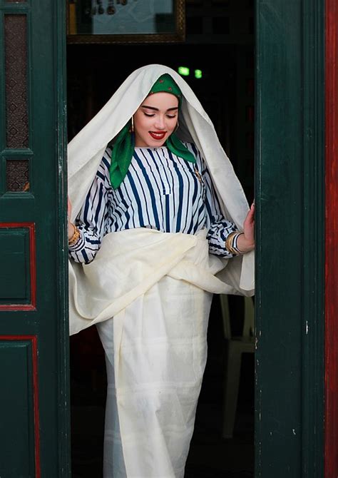 The rich heritage of Tunisia's traditional dress - Maghreb Magazine