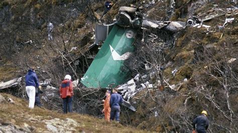 Otd In 1988 Widerøe Flight 710 Crashes Into A Mountain Near Brønnøy