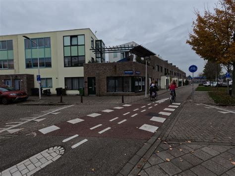 Partij Sleutelstad Breekt Lans Voor Verkeersveiligheid Zeeheldenbuurt