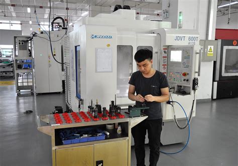 How To Maximize The Efficiency of A CNC Machine Shop | Industrial Equipment News (IEN)