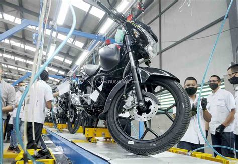 Bajaj Colombia Plant Starts Production Pulsar Dominar Discover