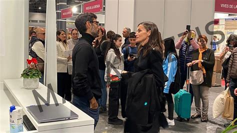 La reina Letizia visita por sorpresa la feria Biocultura VÍDEO