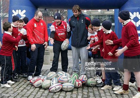 Brimsham Green School Photos and Premium High Res Pictures - Getty Images