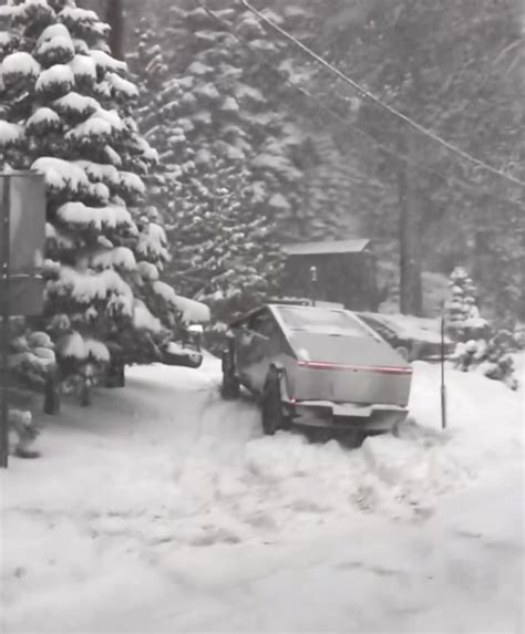 Tesla Cybertruck Gets Stuck In Snow GMC HUMMER EV Forum HummerChat