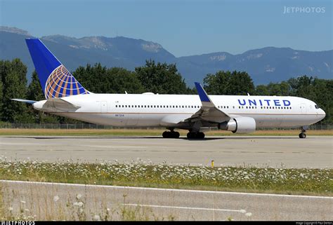 N Ua Boeing Er United Airlines Paul Denton Jetphotos