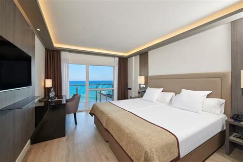 Melia Alicante Hotel, plan the best golf break in Costa Blanca