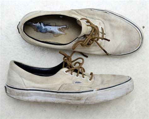 Vans Skater il a éjaculé dans ses vans Gay skets
