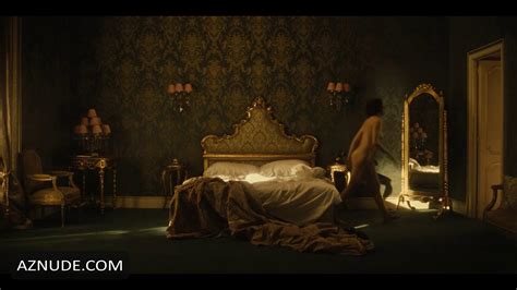 BARBARA CHICHIARELLI Nude AZNude