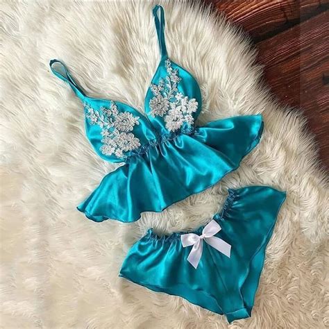Women Corset Lace Floral Lingerie Set Sexy Plus Size V Neck Bralette Bra Two Piece Splicing
