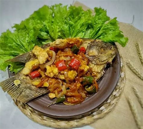 4 Resep Gurame Asam Manis Menggugah Selera Banget Orami