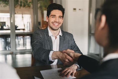 Stipendium Warum Du Dich Bewerben Solltest Und Wie Du Deine Chancen