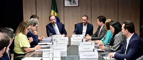 Proposta de reestruturação do setor elétrico vai para o Congresso em