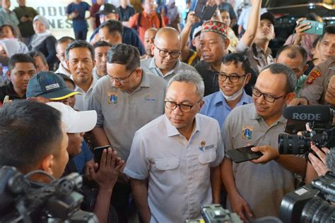 Menteri Perdagangan Bapak Zulkifli Hasan Didampingi Direktur Jenderal