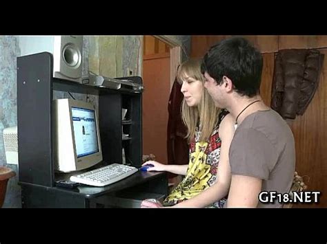 He Pushes Hard Pecker XVIDEOS