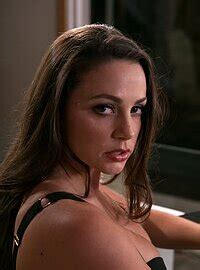 Abigail Mac And Uma Jolie Bring Each Other To A Powerful Orgasm MILF Fox