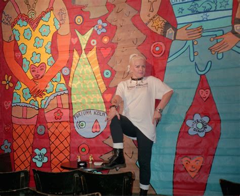 Tabea Blumenschein In Front Of A Massive Setpainting At Bo Flickr