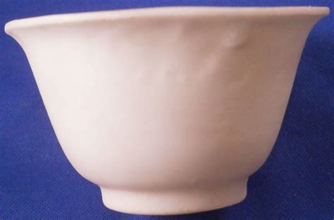 Chinese 17th Century Blanc De Chine Teabowl 1