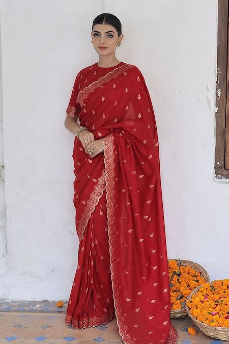 Buy Red Moonga Silk Woven Brazen Damask Closed Mehran Saree With Blouse