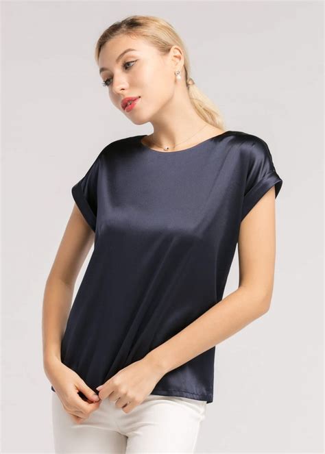 Short Sleeves Round Neck Silk Tee Elbise Bluz Saten