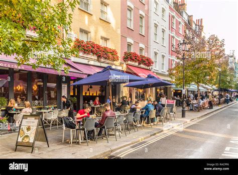 Outdoor Cafes Hi Res Stock Photography And Images Alamy