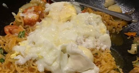 Resep Indomie Goreng Geprek Oleh Dhea Hayashi Fazrin Cookpad