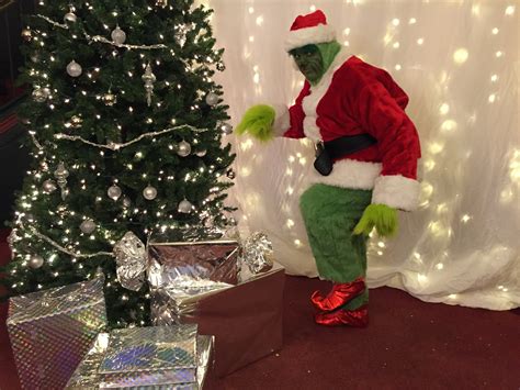 Visitor Guide and Performance Schedule for the Historic Ohio Theatre 29