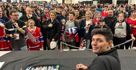 Canadiens fans pack Toronto's Sports Card Expo to meet Carey Price ...