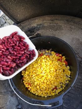 Chili Con Carne Mit Schoko Aus Dem Dutch Oven Grill Kenner De