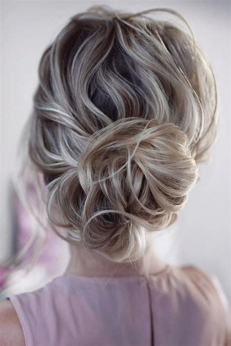 Wedding Bun Hairstyles: 30+ Best Looks, Expert Tips & FAQs | Wedding ...