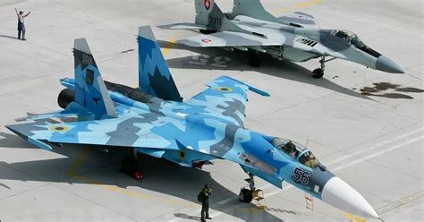 В чем разница таких похожих советских истребителей Су-27 и МиГ-29
