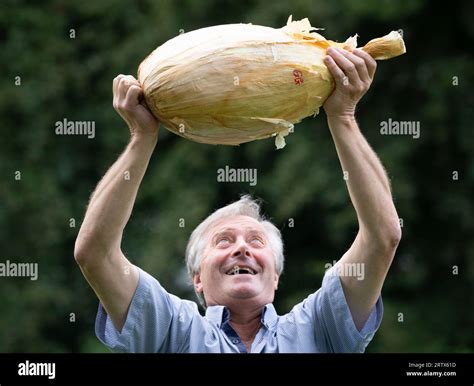 Gareth Griffin With His World Record Breaking Giant Onion That Weighs 8