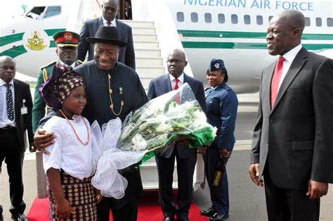 Pres Jonathan Arrives In Ghana For 47th Heads Of State ECOWAS Session