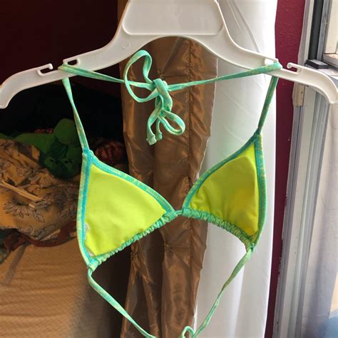 Super Cute Triangle Bikini Top The Cutest Green Depop