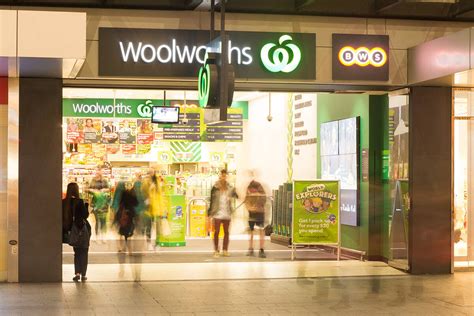 Woolworths Spreads Christmas Cheer With Kind Gesture To Customer