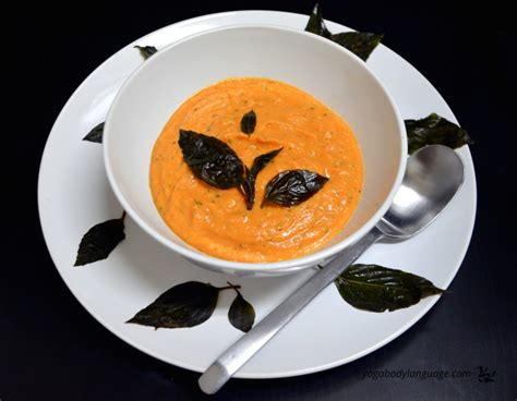 Постный томатный суп-пюре с базиликом и авокадо. Рецепт