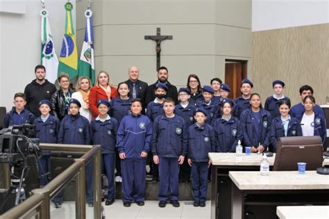 Em Exerc Cio De Cidadania Vereadores Mirins Tomam Posse Na C Mara